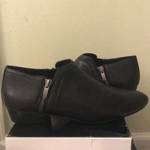 Never worn “Escapade” Nine West ankle boot.